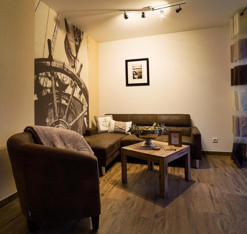 Charming Apartments Am See 巴特萨罗皮斯库夫 客房 照片