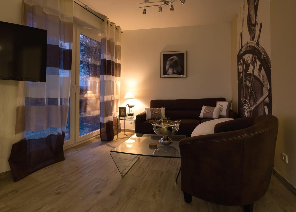 Charming Apartments Am See 巴特萨罗皮斯库夫 客房 照片